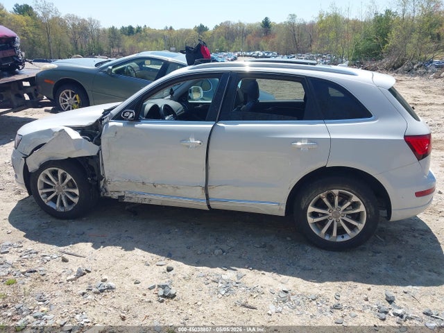 Audi Q5 2.0t Premium