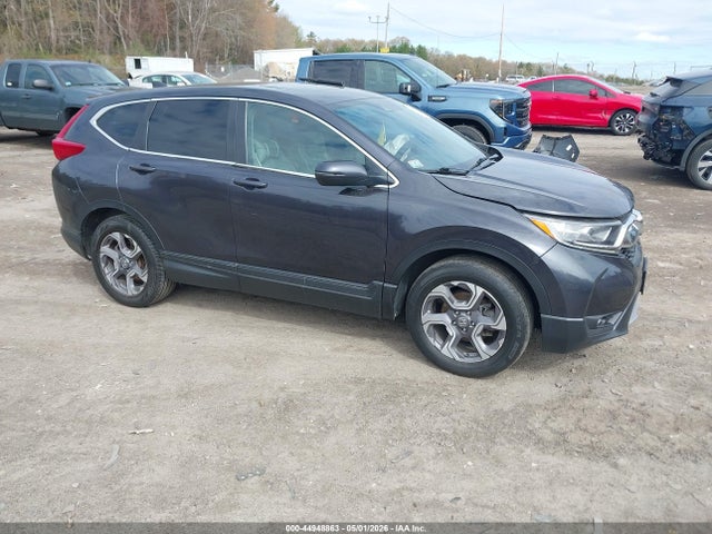 Salvage Honda CR-V Image