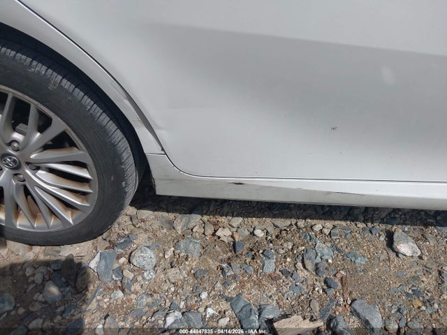 Toyota Camry Xle