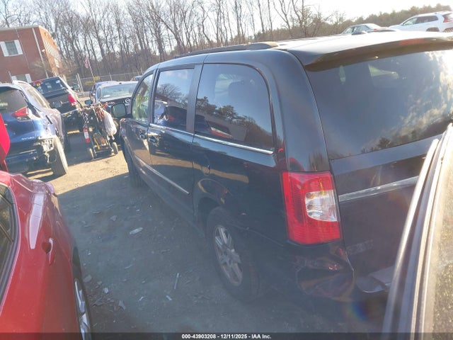 Chrysler Town & Country Touring