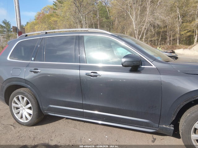 Volvo XC90 T6 Momentum