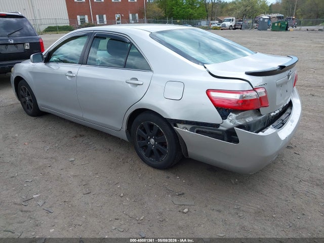 Toyota Camry Xle V6