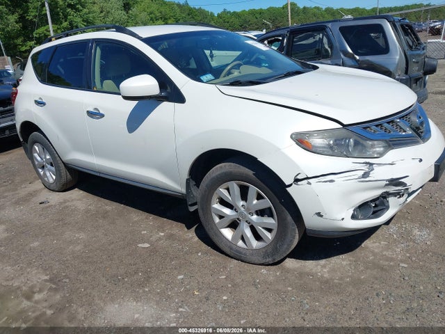 Salvage Nissan Murano Image