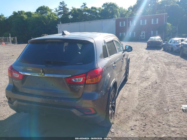 Mitsubishi Outlander 2.4 Se