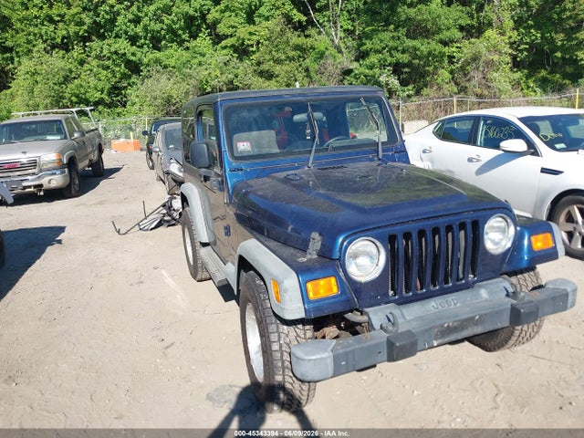 Salvage Jeep Wrangler Image