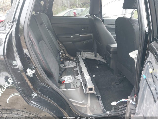 Mitsubishi Outlander 2.0 Se Awc