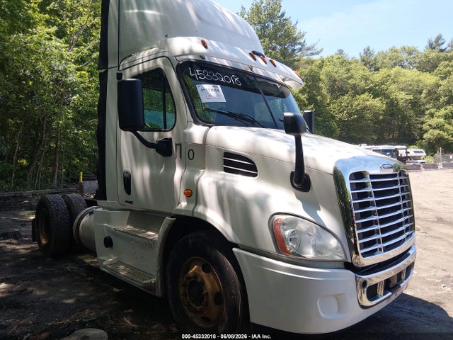 Salvage Freightliner Cascadia 113 Image