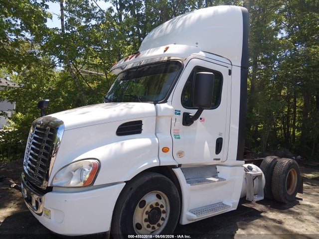 Freightliner Cascadia 113
