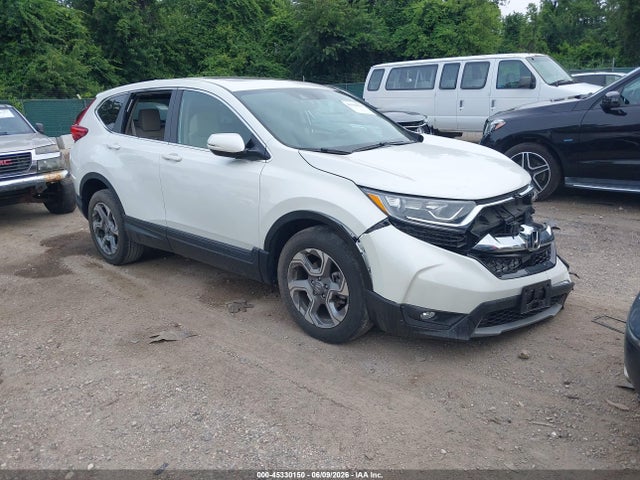Salvage Honda CR-V Image