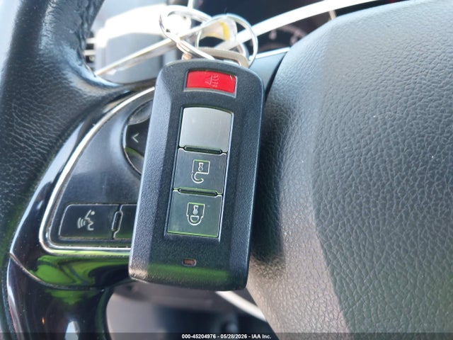 Mitsubishi Outlander 2.4 Se