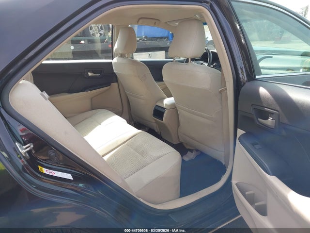 Toyota Camry Le