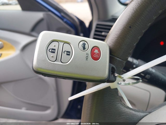 Toyota Camry Xle V6