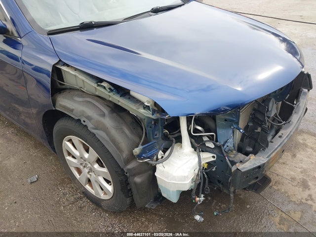 Toyota Camry Xle V6