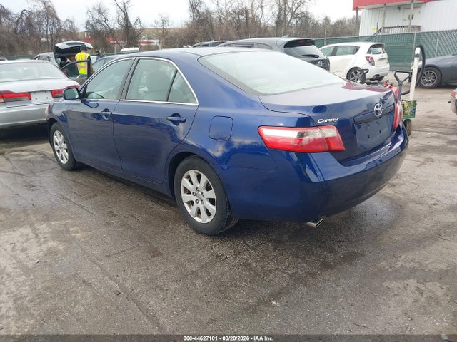Toyota Camry Xle V6