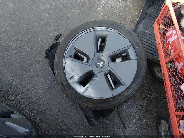 Tesla Model 3 Rear-wheel Drive