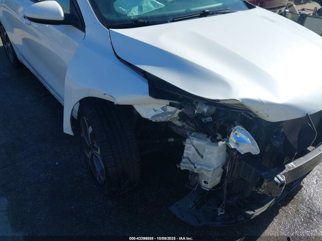 Kia Forte Lxs