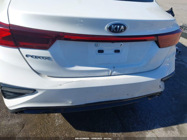 Kia Forte Lxs