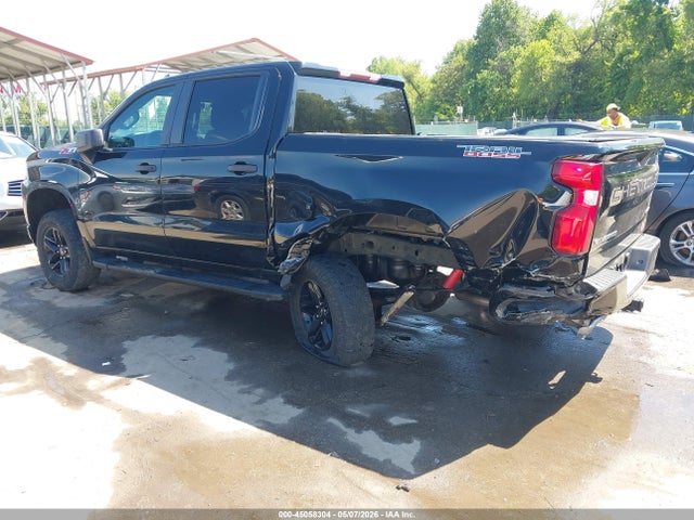 Chevrolet Silverado 1500 4wd  Short Bed Custom Trail Boss