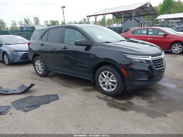 Salvage Chevrolet Equinox Image