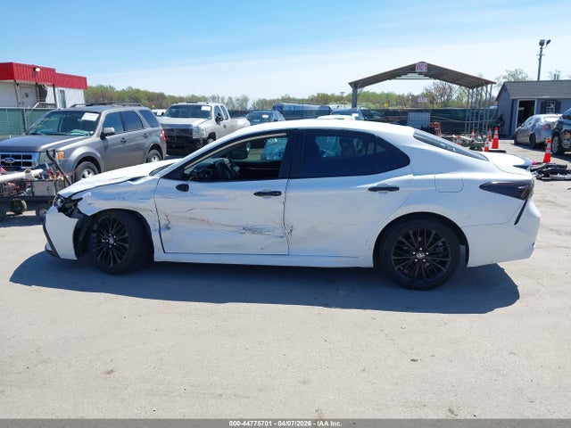 Toyota Camry Se Nightshade Edition Awd
