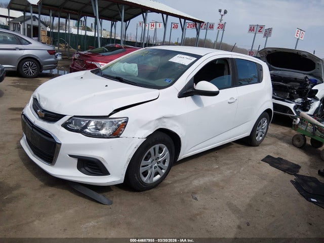 Chevrolet Sonic Fwd  1fl 5-door