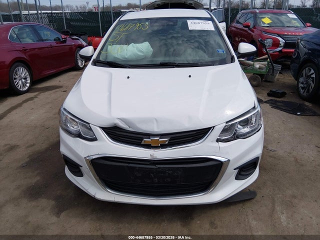 Chevrolet Sonic Fwd  1fl 5-door