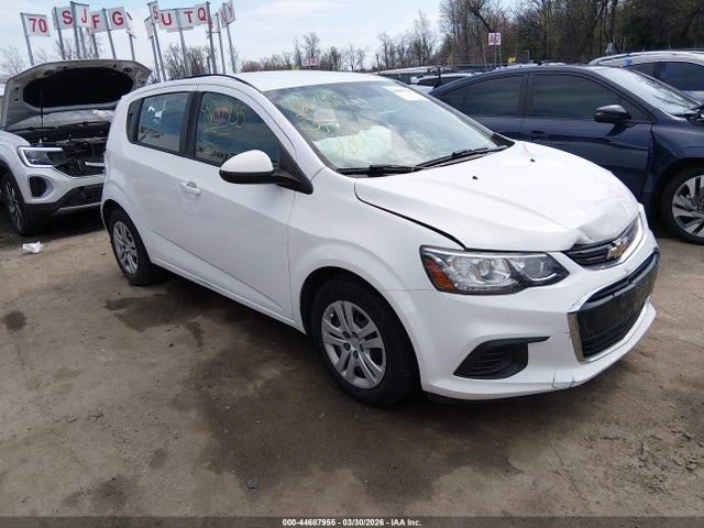 Chevrolet Sonic Fwd  1fl 5-door