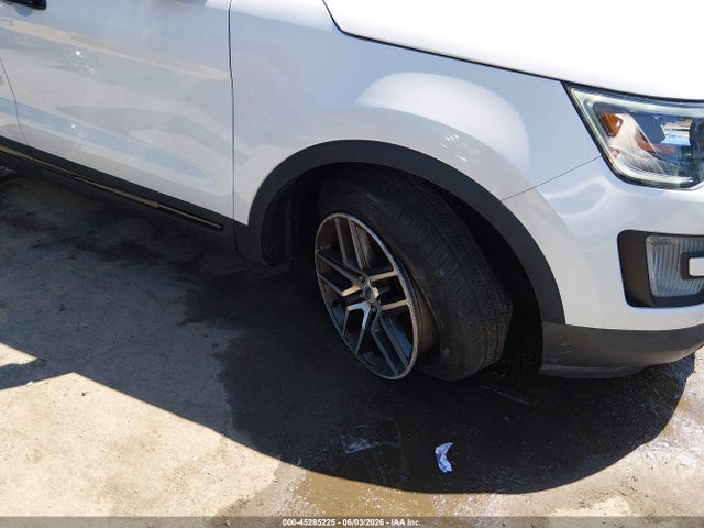 Ford Explorer Sport