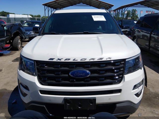 Ford Explorer Sport