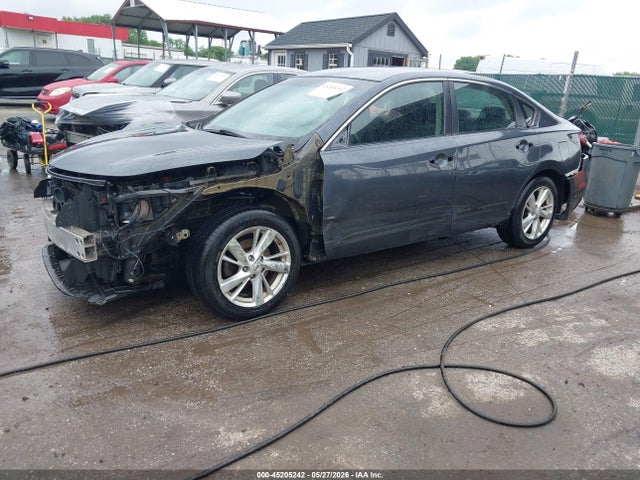 Nissan Altima 2.5 Sv