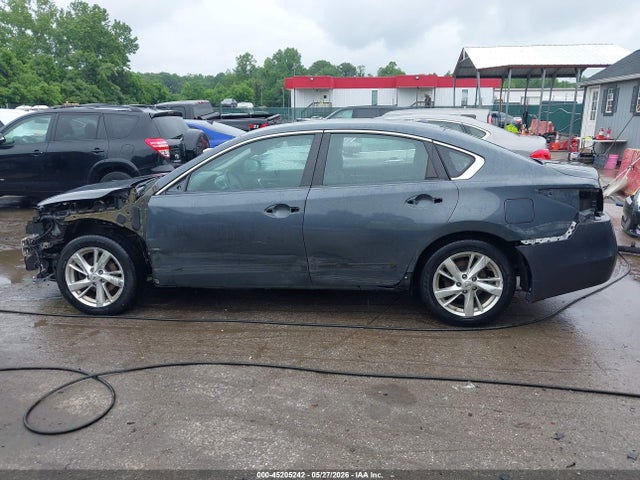 Nissan Altima 2.5 Sv