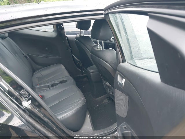 Hyundai VELOSTER Turbo