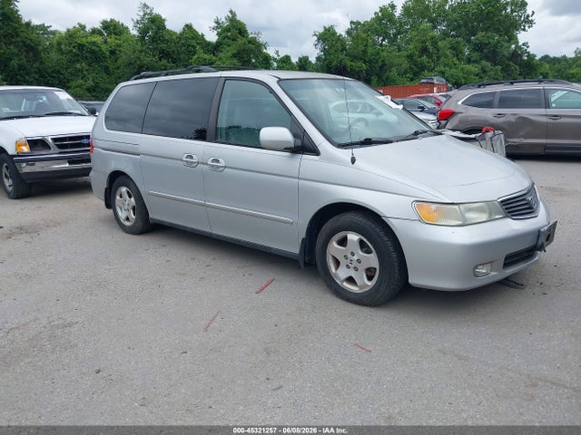 Salvage Honda Odyssey Image