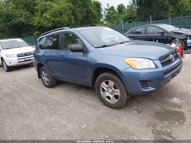 Salvage Toyota RAV4 Image