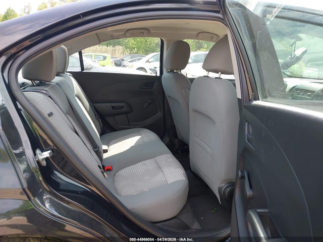 Chevrolet Sonic Ls Auto