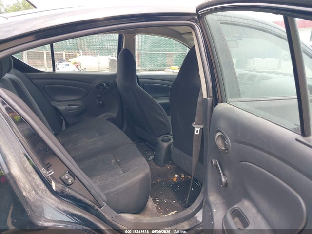 Nissan Versa 1.6 S+