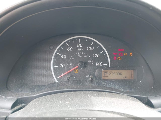 Nissan Versa 1.6 S+
