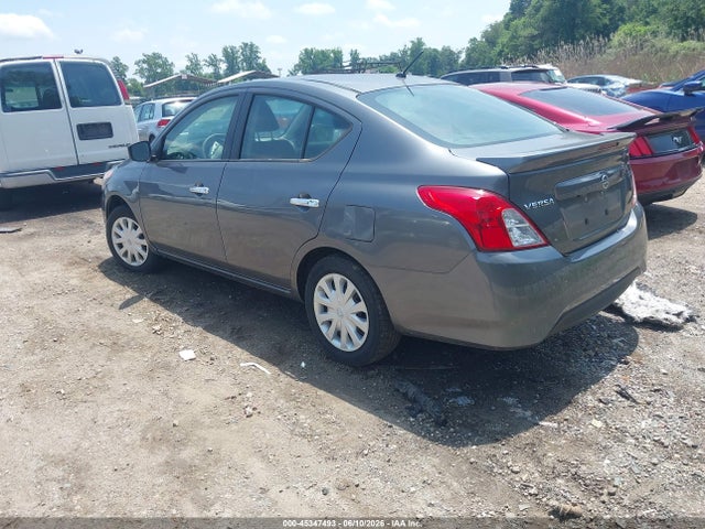 Nissan Versa 1.6 Sv