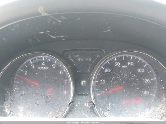 Nissan Versa 1.6 Sv