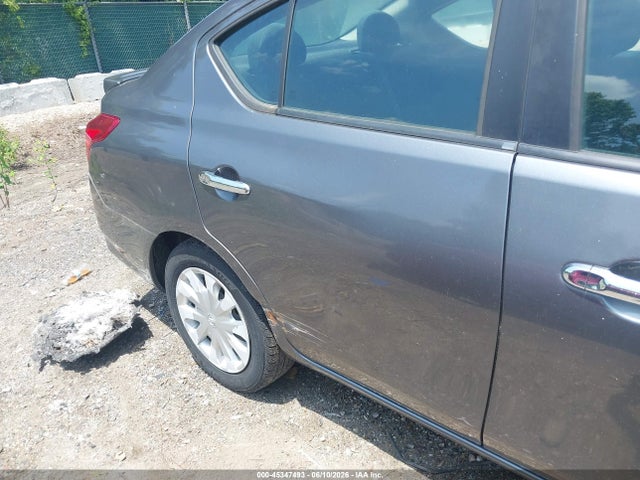 Nissan Versa 1.6 Sv