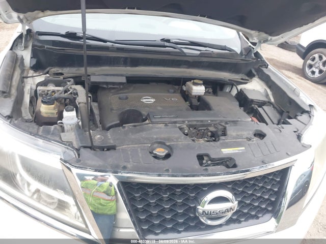 Nissan Pathfinder Sv