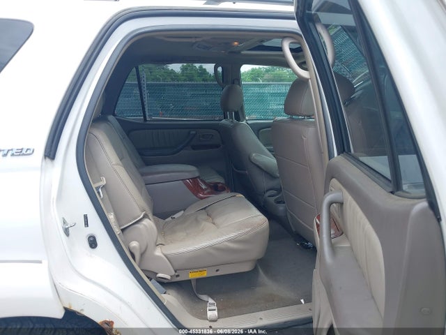 Toyota Sequoia Limited V8