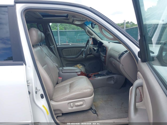 Toyota Sequoia Limited V8