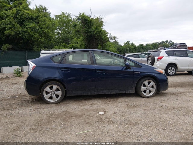 Toyota Prius Five