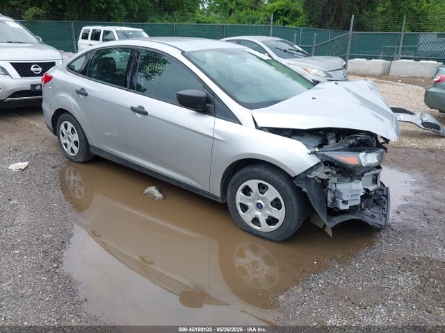 Salvage Ford Focus Image