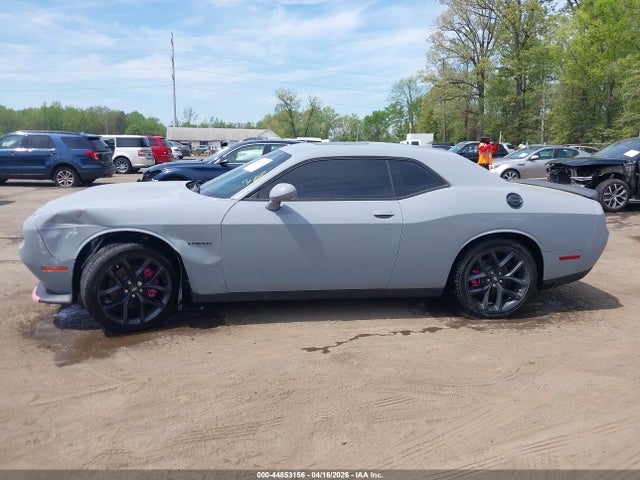 Dodge Challenger