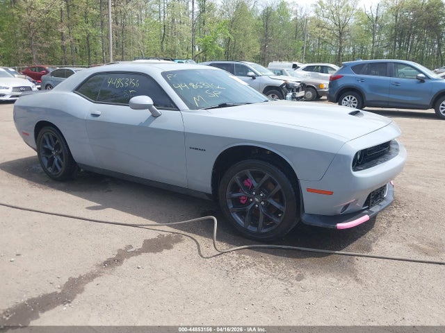 Salvage Dodge Challenger Image