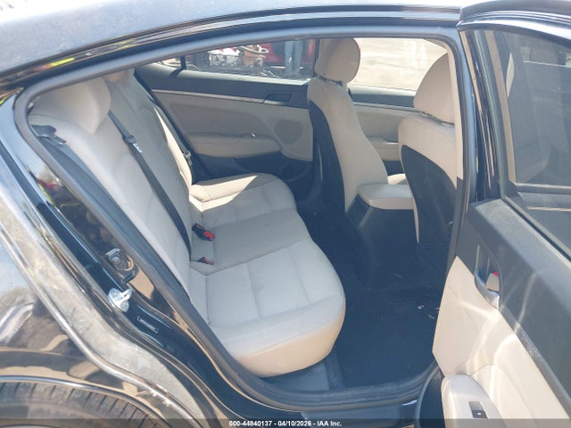 Hyundai ELANTRA Value Edition
