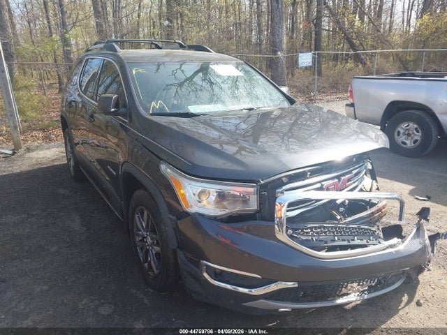 Salvage GMC Acadia Image