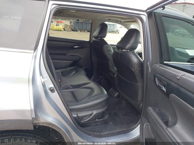 Toyota Highlander Hybrid Xle